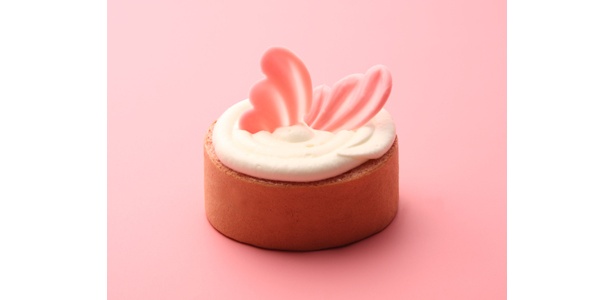 「ピンクエンジェル」は400円。食べるのがもったないビジュアルだ