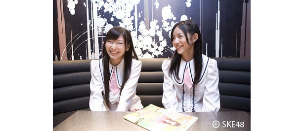 忙しい撮影の合間にコメントをもらえた松井さん（右）と大矢さん（左）