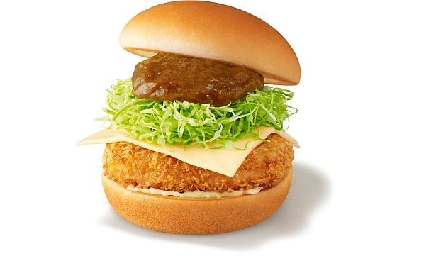 「チーズカレーチキンバーガー」はスライスチーズで“マイルドさ”と“コク”をプラス