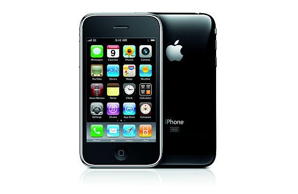 これが話題の「iPhone 3G S」！魅力はなんといってもその速さ