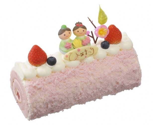 ほんのりピンク色のイチゴ風味スポンジのロールケーキ「ひなロール」(2052円)