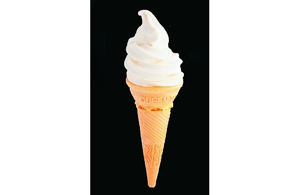｢甘乳蘇ソフトクリーム｣はシャーベットのような食感(350円/新宿みやざき館)