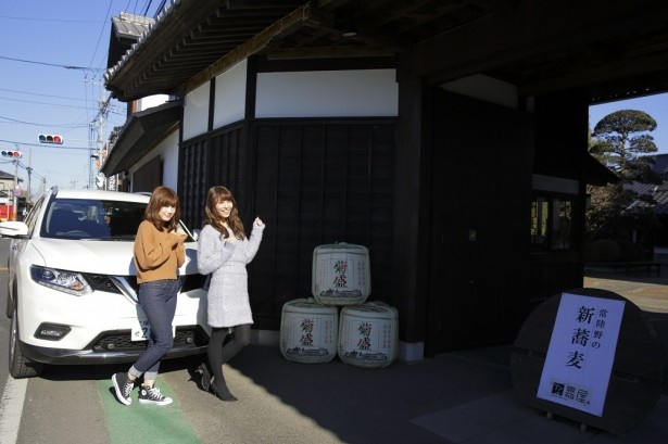 【写真を見る】大正から酒造を営むだけに、歴史を感じさせる門構え