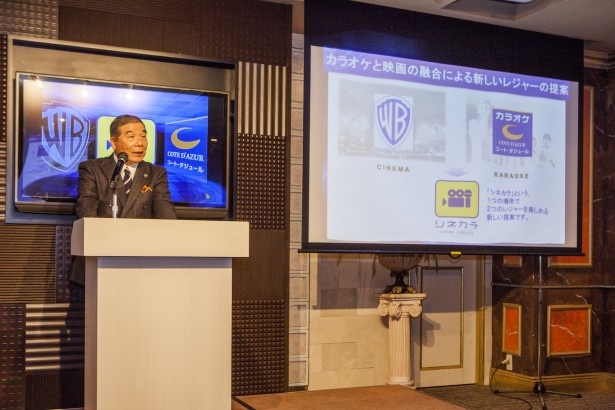 「完全なプライベート空間で、映画とカラオケという2つのレジャーが楽しめることが魅力」と中林社長は話す