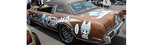 リンカーンマーク4が…！車自体もカスタマイズされている