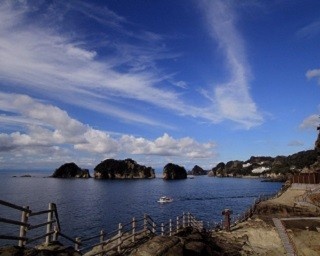 西伊豆海岸で絶景を眺めながらロマンティックドライブ