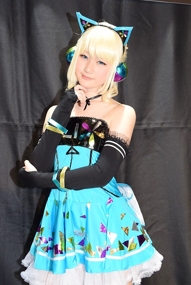 「ラブライブ！」の絢瀬絵里に扮する、みゅーあさん