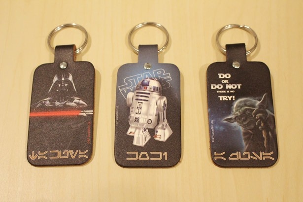 「キーチェーン」(1600円)は全3種類。ヨーダは”DO OR DO NOT THERE IS NO TRY”の名ゼリフ入り！
