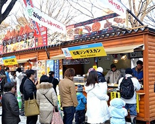 北海道グルメを堪能！雪まつりの「食の広場」
