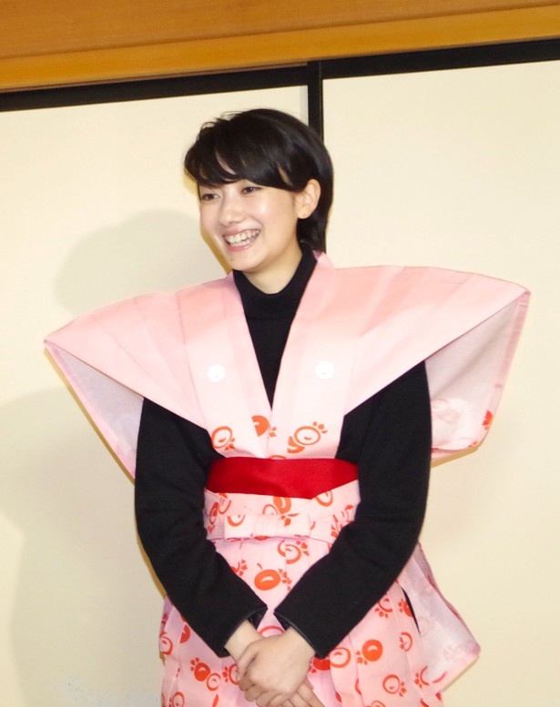 ヒロイン・白岡あさ役の波瑠