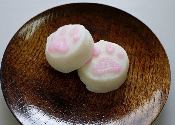ふにふにの柔らかさとやさしい食感のかまぼこの中にはクリームチーズが入っている