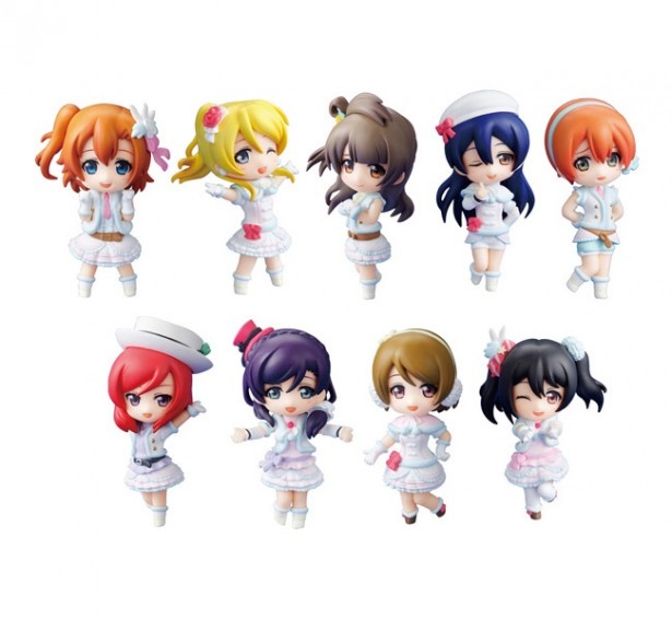イベント特別価格販売の「ラブライブ！トイズワークスコレクション にいてんご Snow halation Ver.」(8800円)