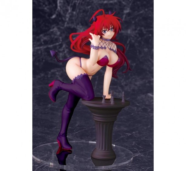 イベント特別価格販売の「ハイスクールD×D BorN　リアス・グレモリー 生フィギュア限定カラーVer.」キャラアニ特典付き(1万4000円)