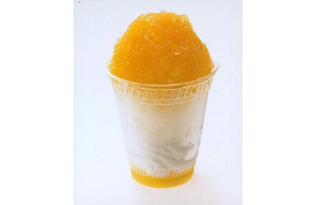 大きめにカットしたマンゴーがうれしい！「氷シェイクピーチ＆マンゴー」【ほかメニュー画像】