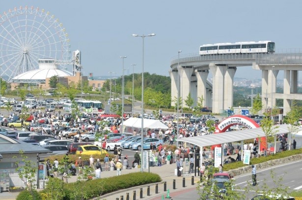 【写真を見る】過去の「トヨタ博物館 クラシックカー・フェスティバル」の会場の様子