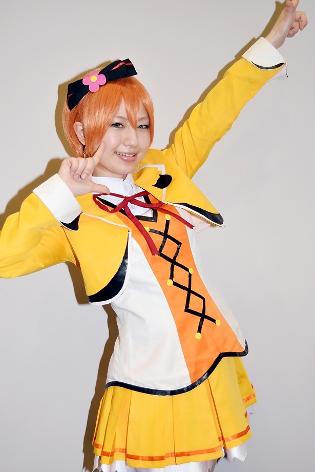 ダンスチーム「ラブライズ！」のメンバーであり、「ラブライブ！」の星空凛に扮するこぞうさん
