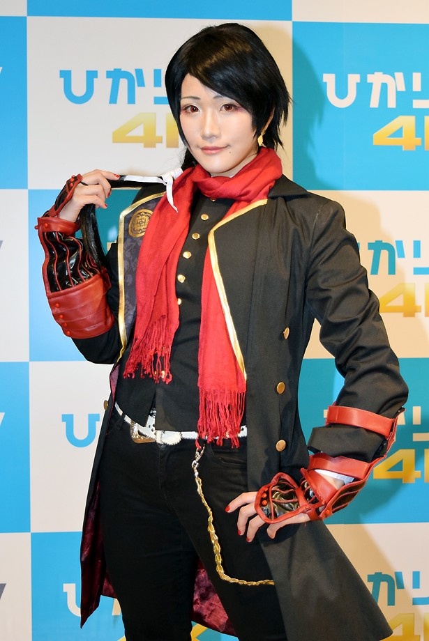 「刀剣乱舞-ONLINE-」の加州清光に扮する太宰ガロさん
