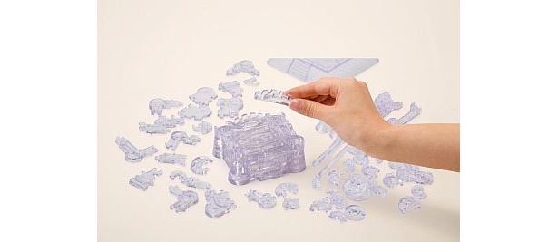 きちんとピースをはめていくと立体になっていく