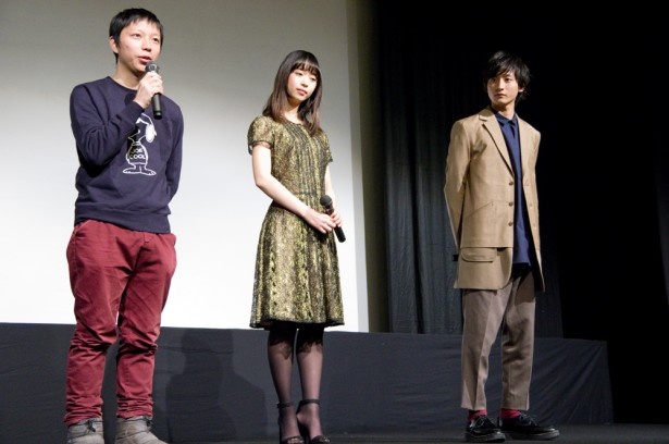 観客の反応のよさにホッとした様子の3人