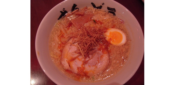 濃厚味噌スープがコクうま！　とんこつ味噌らーめん(850円)