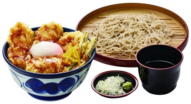 ＋220円でそば付きにも変更できる