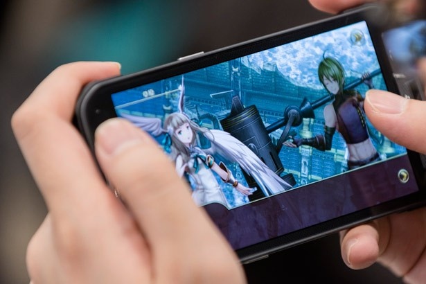 スマホゲームとは思えない、質の高いグラフィックが特長だ