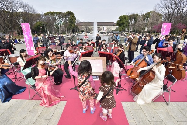 3月27日(日)、4月3日(日)に行われるイベント「指揮者はあなた！Conduct Us in 上野公園」は、参加自由で、誰でも指揮者の体験ができる