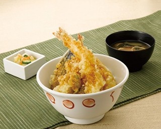 サクサク天ぷらとかまど炊きごはんが贅沢な天丼定食