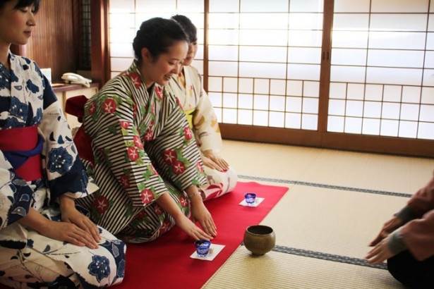 【写真を見る】城崎温泉を楽しむためのプログラムは約50。自分好みを見つけたい