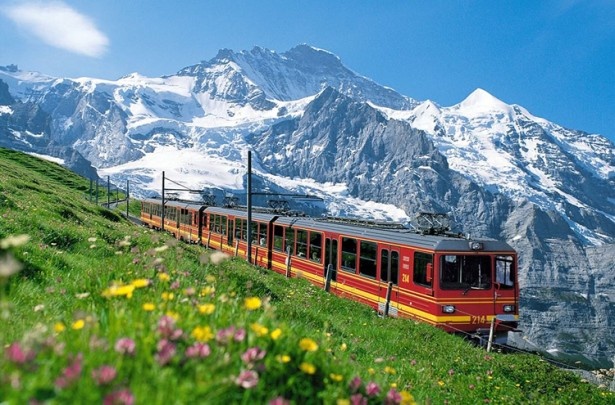 この春行きたい世界の絶景1位はスイス鉄道からの車窓 ウォーカープラス