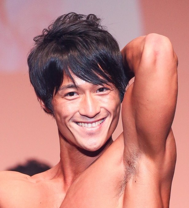 【写真を見る】候補者の1人、河合克訓(27)はすでに2900票以上を獲得！顔と体のギャップがアピールポイント