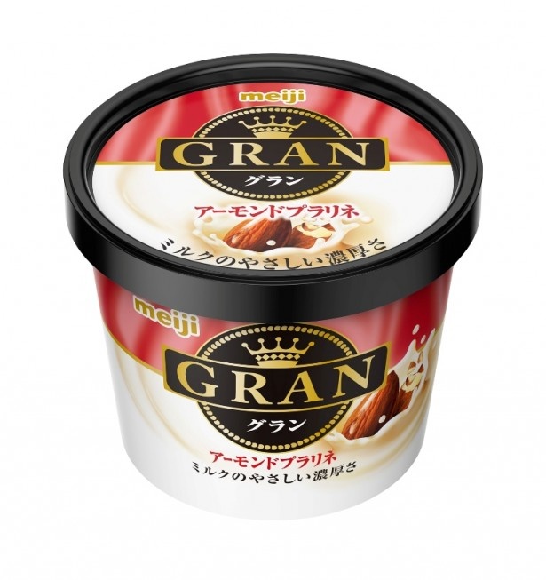 【写真を見る】贅沢アイス「GRAN」から新フレーバー「GRAN アーモンドプラリネ」(希望小売価格・税抜180円)が登場