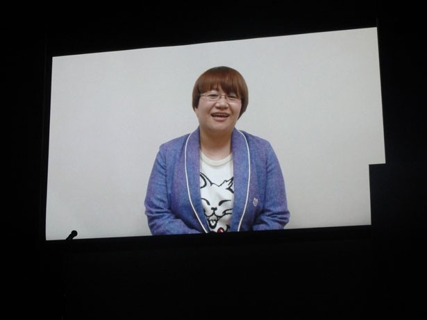 ハリセンボン近藤春奈はムービーでコメントを寄せた