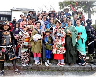 気分は江戸時代！琵琶湖の町で仮装イベント開催