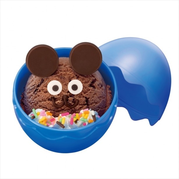 「くま」もエッグカップとスプーン付きでイースター仕様に！