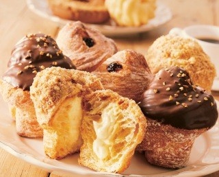 ミスドにサクサク、しっとりの新食感スイーツが登場