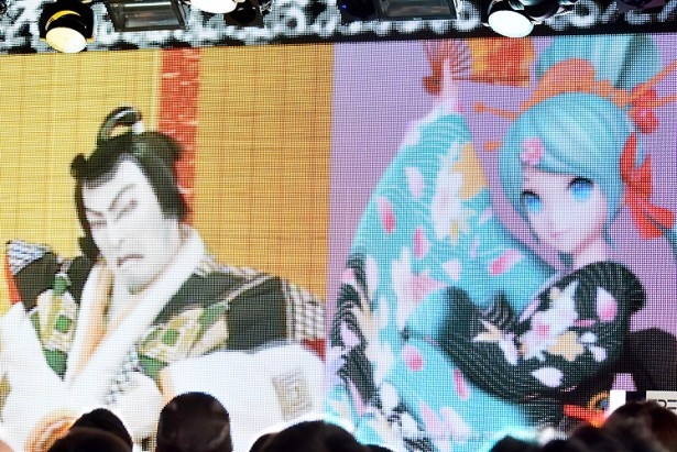 【写真を見る】日本の伝統芸能「歌舞伎」と初音ミクのコラボは必見！