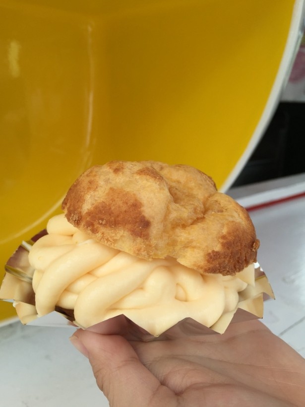 カスタードクリームマシーンでクリームたっぷりの自分だけのシュークリームを作ろう！