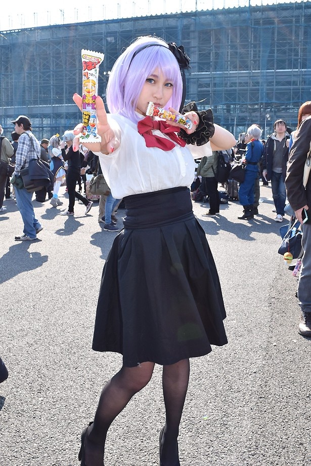 「だがしかし」の枝垂ほたるに扮する、ひなさん