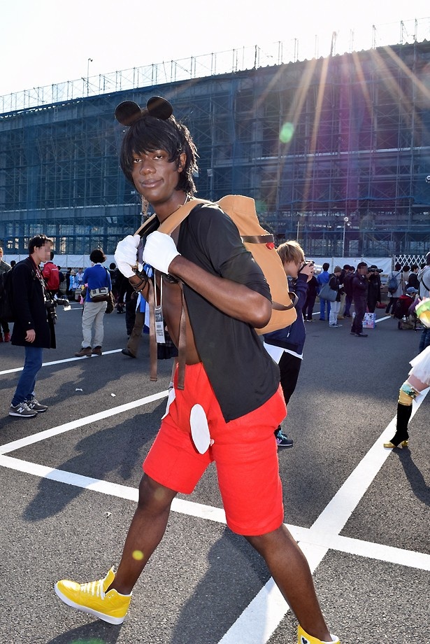あの世界的な人気キャラクターに扮して、AnimeJapan2016に参加した中野ジョジョさん