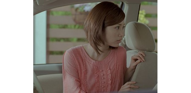 後部座席を見ると…「心配性の私が現れた」