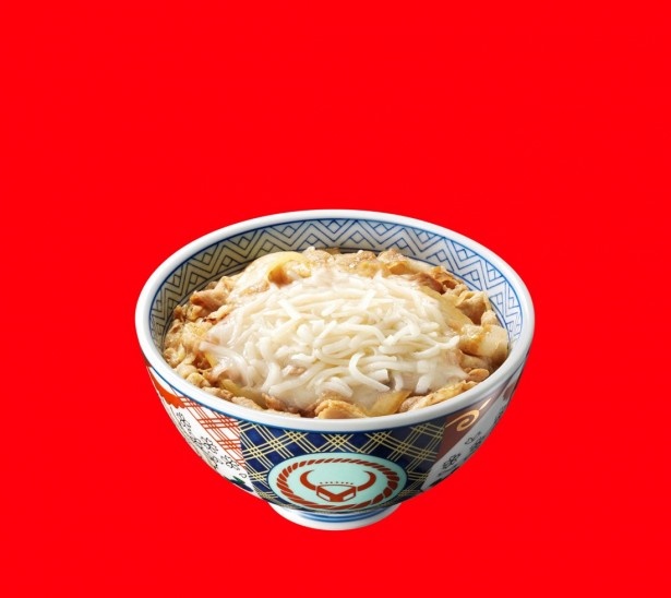 チーズとの相性もGood！洋風でもいけるキャパの広さに感服「豚チーズ丼」(430円)
