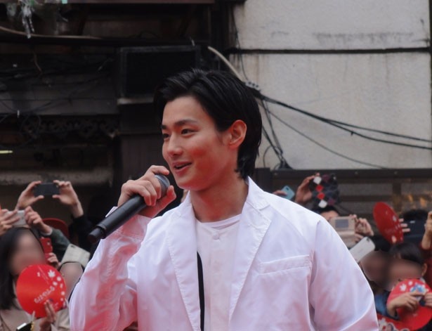 広瀬を「すべていい！」と絶賛する野村周平