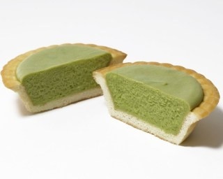 濃厚焼きチーズタルトの新作は宇治抹茶の至極スイーツ