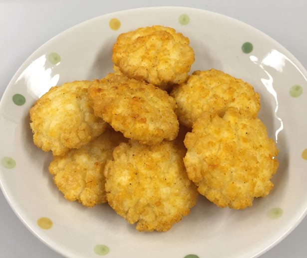 【写真を見る】カリッとした食感と、刺激的な辛さが絶妙にマッチ！