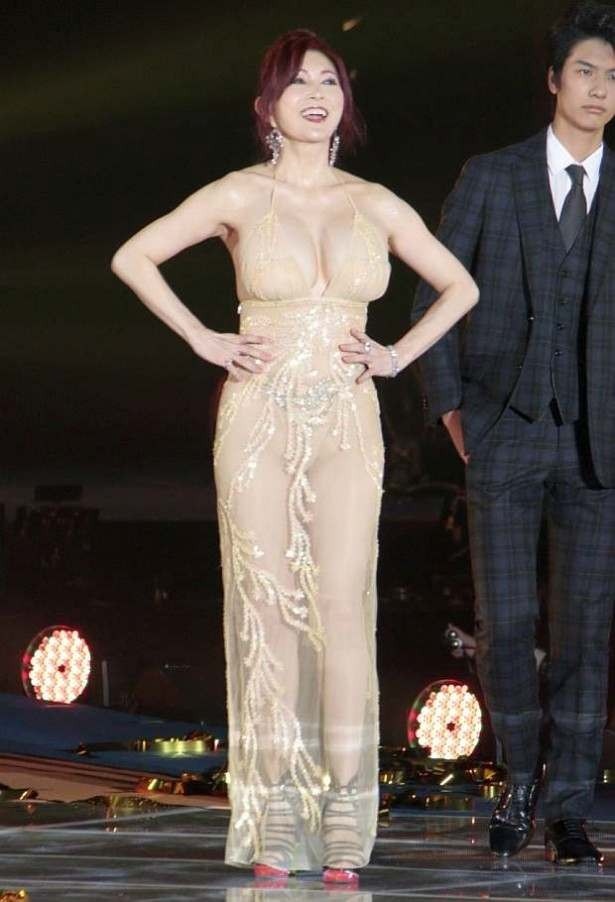 前回、透け透けドレスで話題をさらった叶美香(こちらは前回の様子)