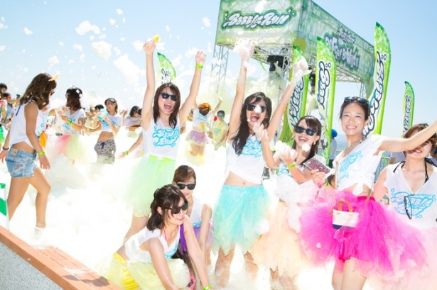約2kmのバブルコースを走るイベント。今年の夏、大ブレイクの予感!?