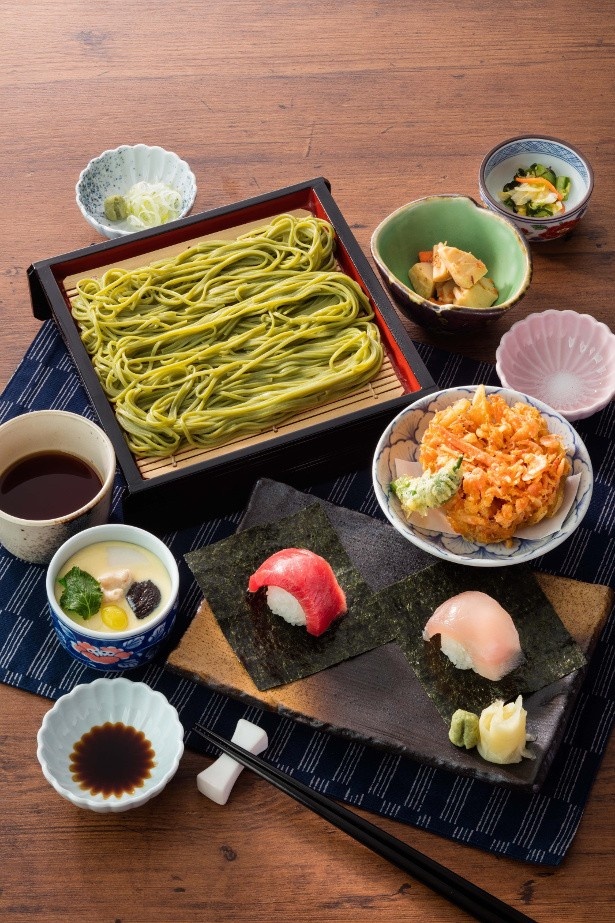 かき揚げ、寿司、茶そばと贅沢なご膳「宇治茶そばと二種まぐろのお寿司膳」(税抜1640円)