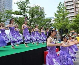 フラダンスからフードまで！錦糸町のハワイフェス