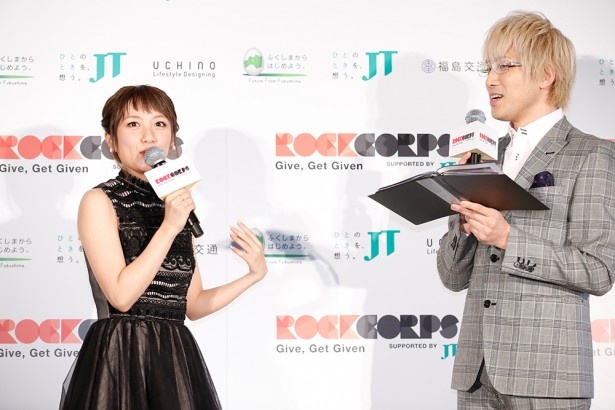 たかみなは司会のやまだ氏と息の合ったトークを繰り広げた